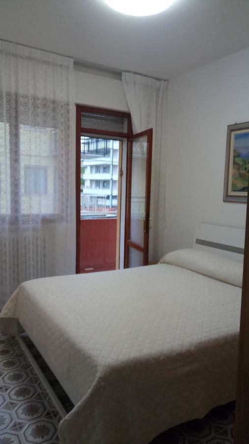 Appartamento Al Mare Lorella سوتّومارينا المظهر الخارجي الصورة